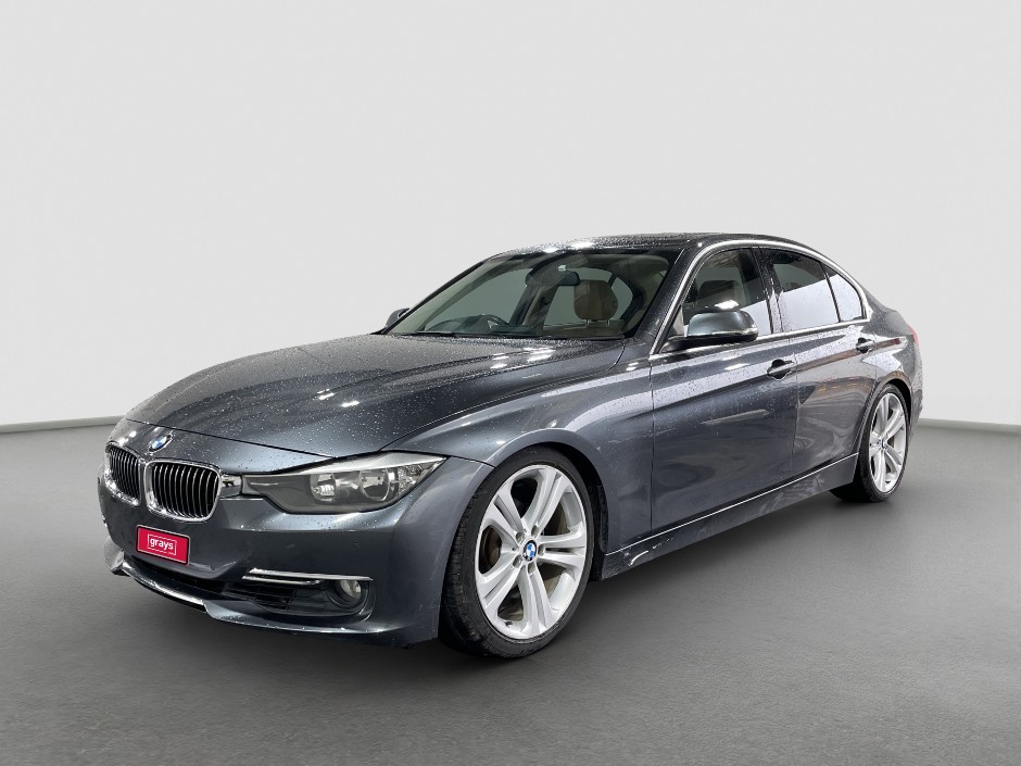 2012 BMW 3 Series 320i Petrol