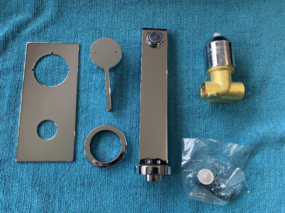 <p>1 x Dorf Enigma Wall Basin/Bath Mixer (Unused)</p>