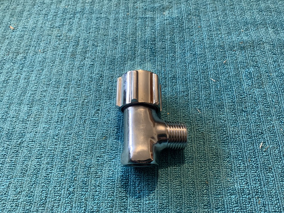 <p>5 x On/Off Taps for Laundry and Toilet (Unused)</p>