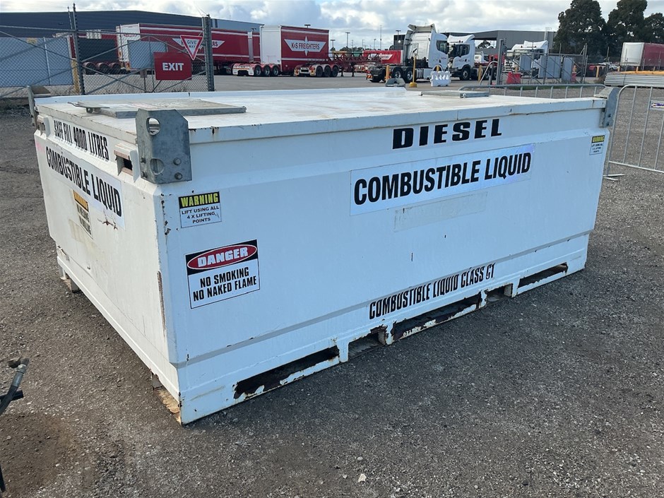 <p>4000 lt Diesel Full Tank</p>