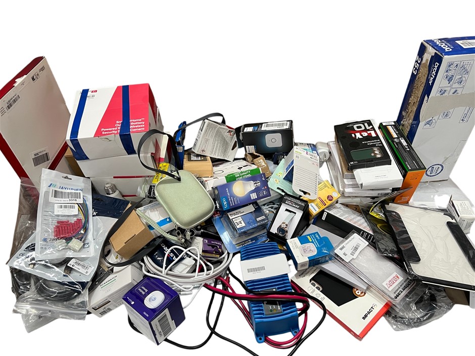 Assorted Electronics & Accessories. NB: Products Are Untested/Condition Unk
