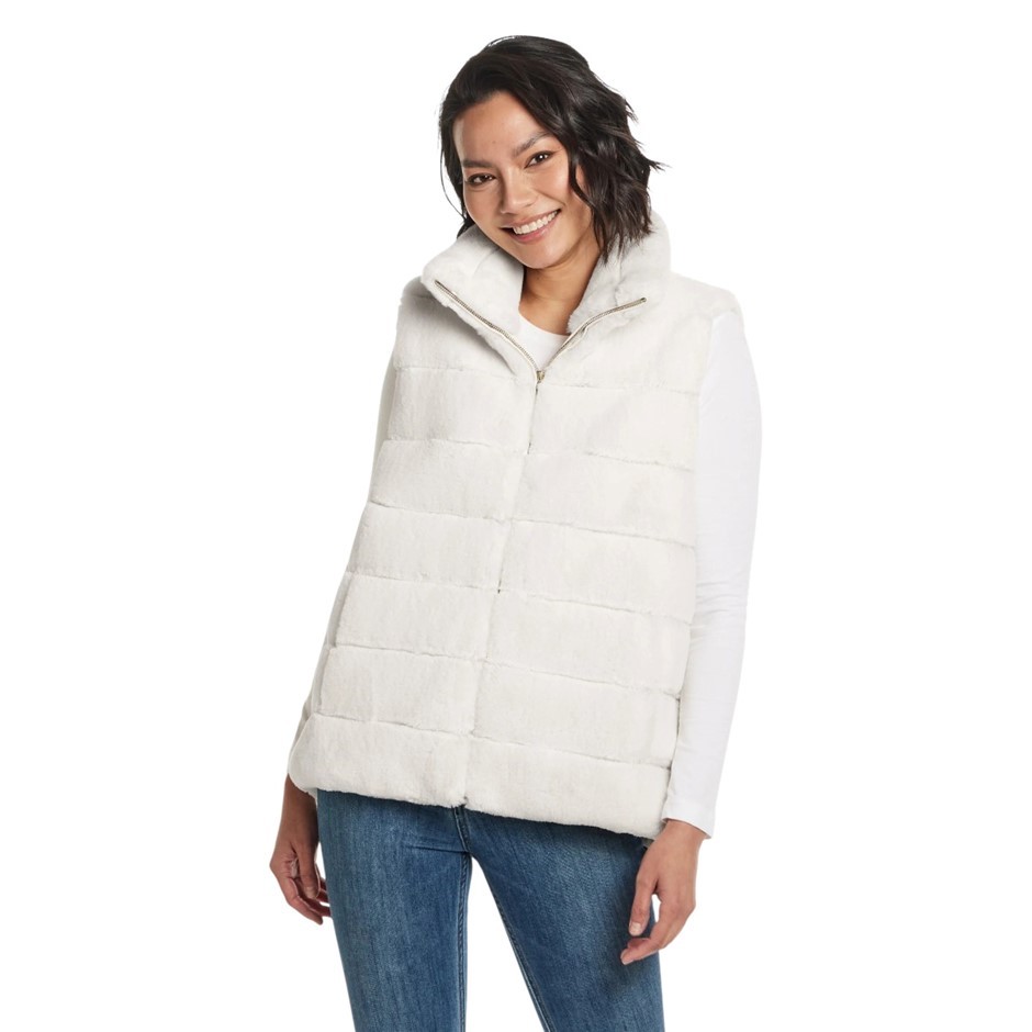 WEATHERPROOF Women's Faux Fur Vest, Size XL, Ivory. Buyers Note - Discount