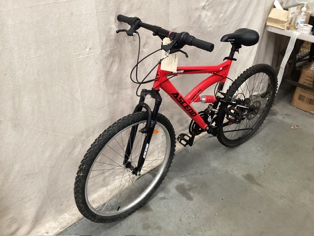 <p>Ascend Mountain Bike </p>