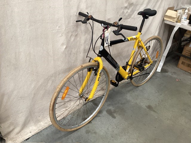 Northern Star Hybrid Road Bike