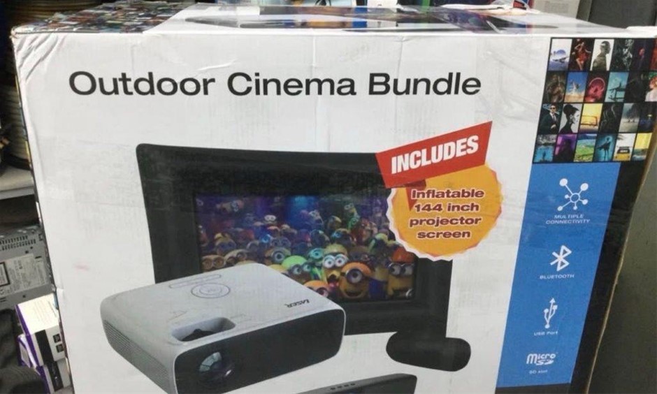 CLOSING DOWN SALE: Outdoor Cinema Bundle