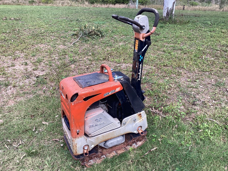 Mikasa Vibrating Plate Compactor