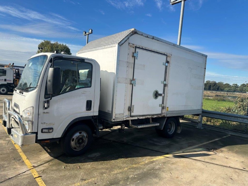 2015 Isuzu NNR-45-150 Pantech