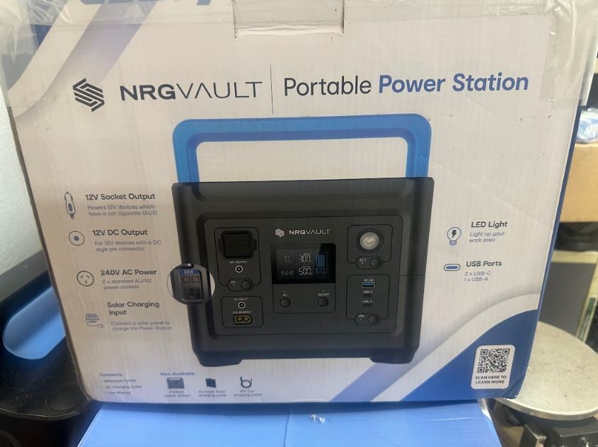 CLOSING DOWN SALE: Portable Power Station