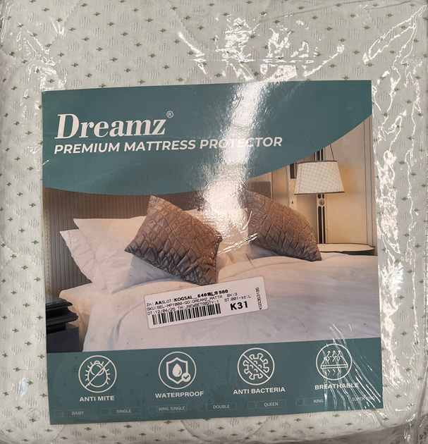 DREAMZ Fully Fitted Mattress Protector, King.