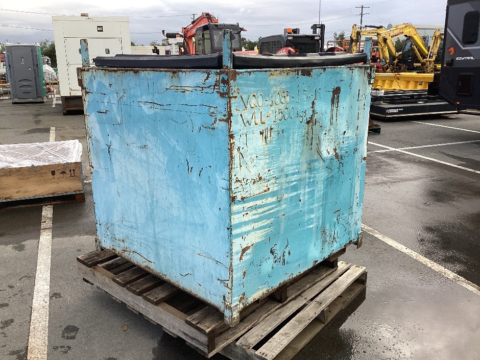 <p>Waste oil filter bin</p>