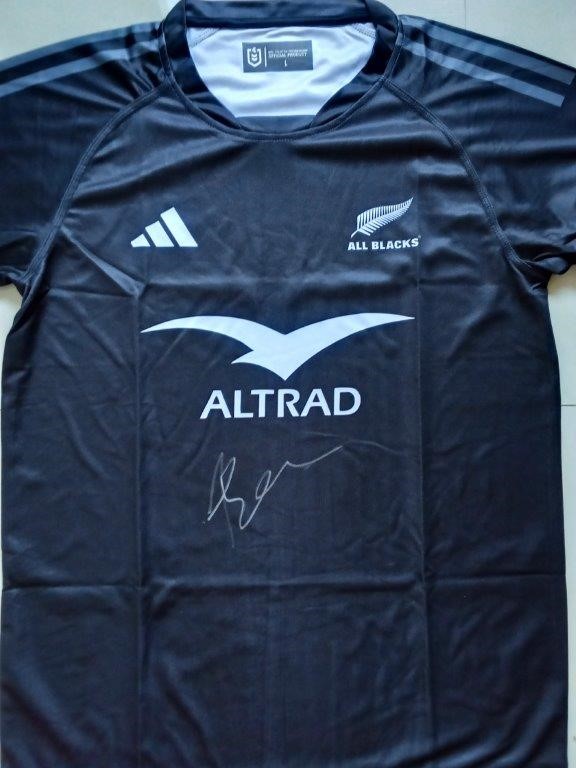 ADRDIE SAVEA SIGNED NZ ALL BLACKS JERSEY