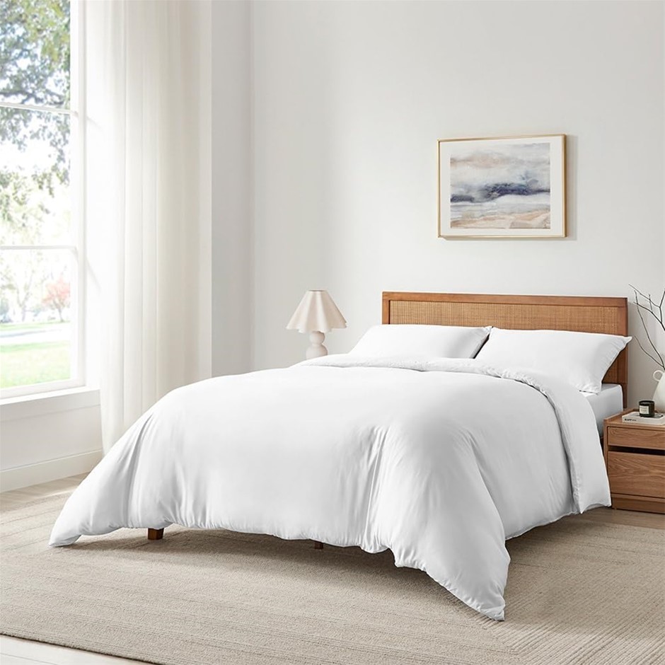 OVELA 100% Natural Bamboo Quilt Cover Set (White, King).