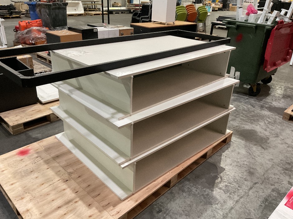 <p>Timber Planter Boxes x 3</p>