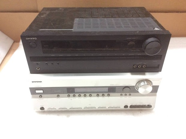 Onkyo TX-SR605&HT-R393 AV Receiver (Lot of 2)