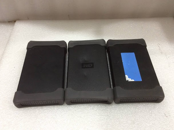WD Elements WD10000EB035-01 Hard Drives (Lot of 3)
