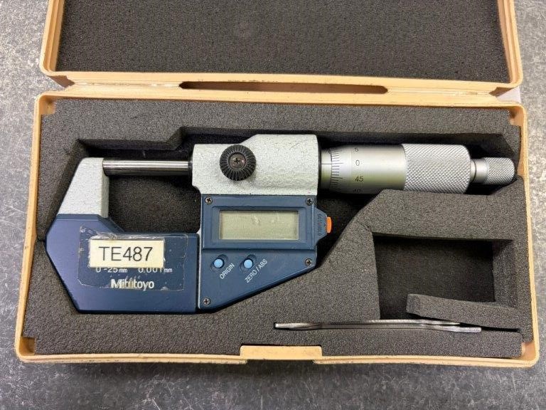 Mitutoyo Digital Micrometer