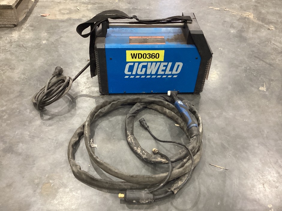 Cigweld Transtig 220 AC/DC Inverter Welder