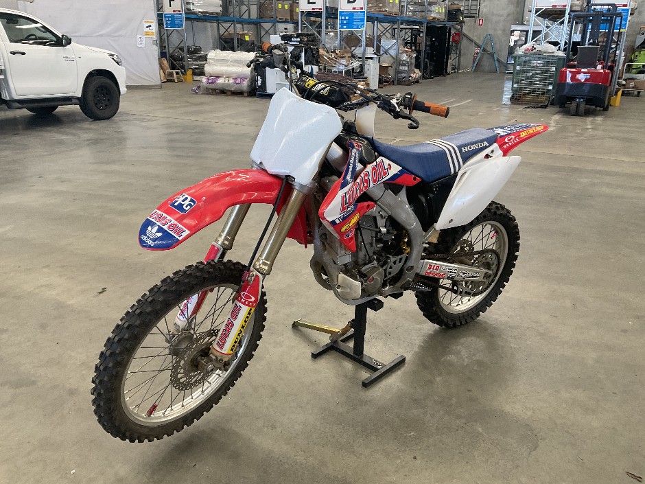<p>HONDA CRF450R  Petrol</p>