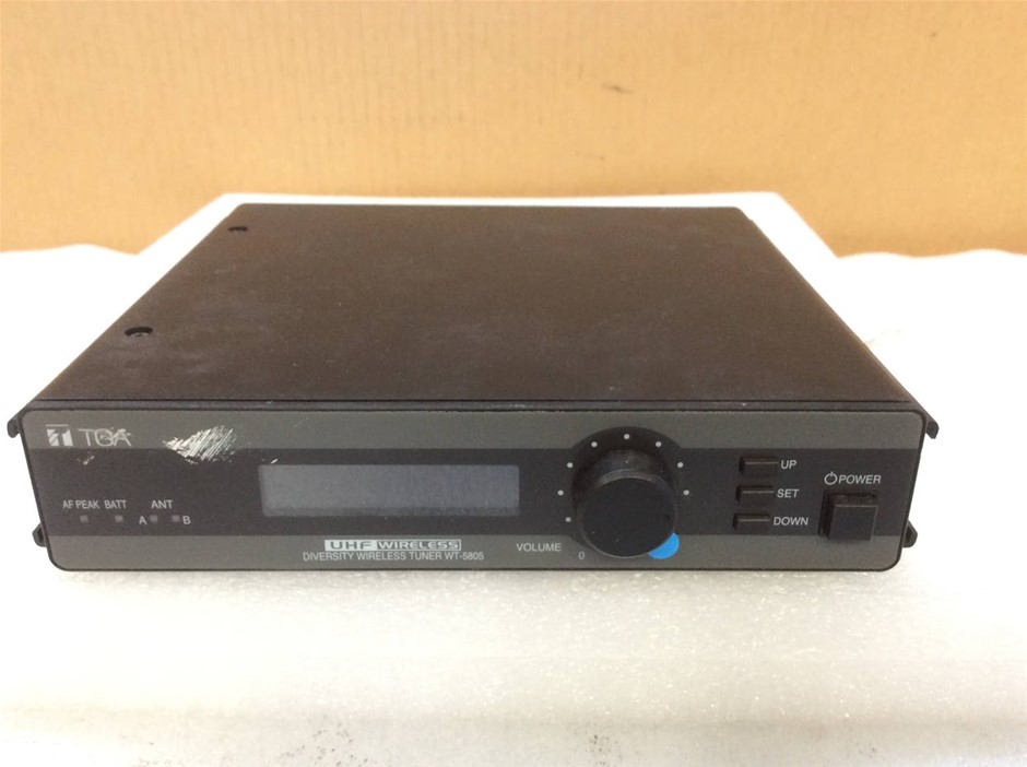 TOA WT-5805 Diversity Wireless Tuner