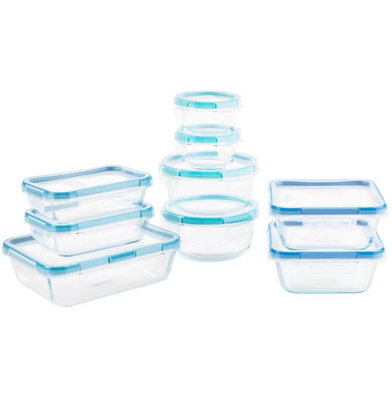 Snapware Pyrex Glass Container 18 Piece Set. NB: not in original box.