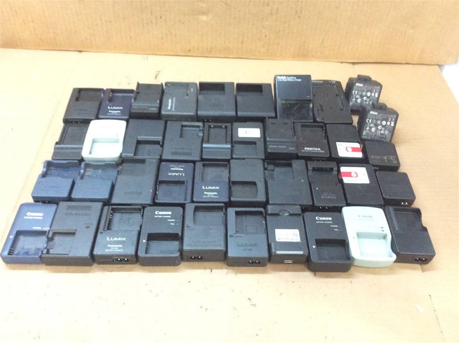 Mixed Camera Battery Chargers Lot (Canon, Nikon, Lumix, Pentax, etc.) - (Lo