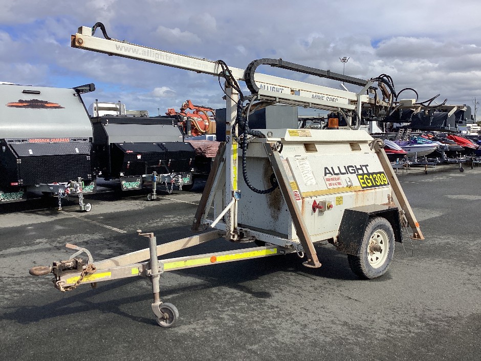 <p>All Light Trailer Mounted Light Tower</p>