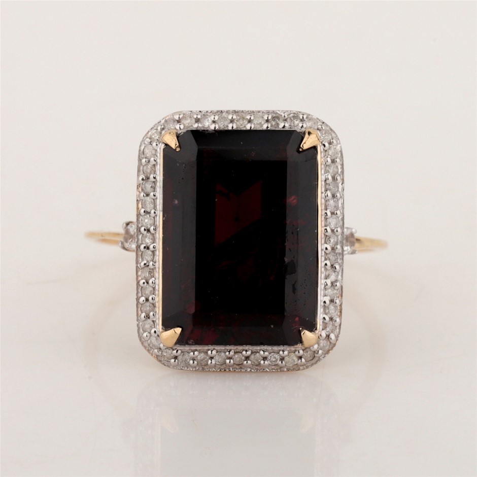 Yellow Gold Natural Citrine & Diamond Ring