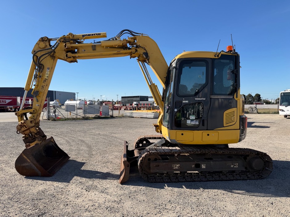 Komatsu PC78UU