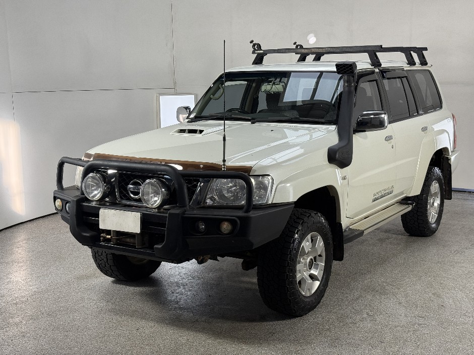 2014 Nissan Patrol ST Diesel