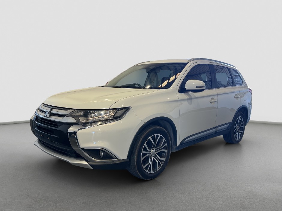 2018 Mitsubishi Outlander LS Diesel