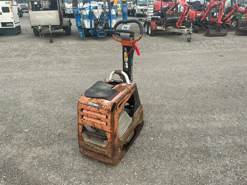 Mikasa MVH-368GH Plate Compactor
