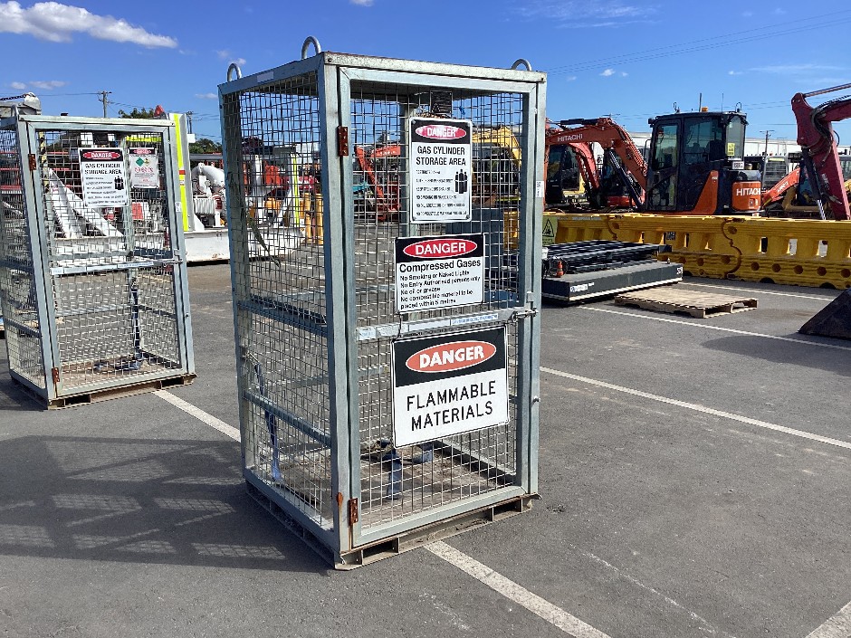 <p>Gas Cylinder Storage Cage</p>