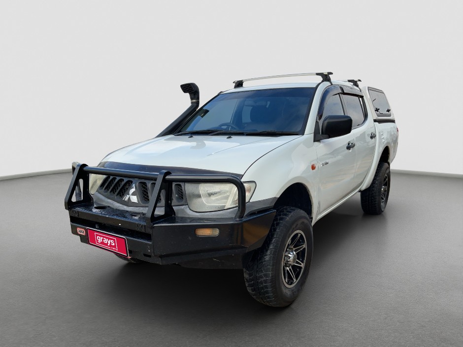 2006 Mitsubishi Triton GLX Petrol