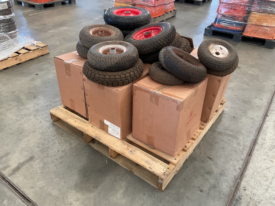<p>Wheel Barrow Wheels (new)</p>