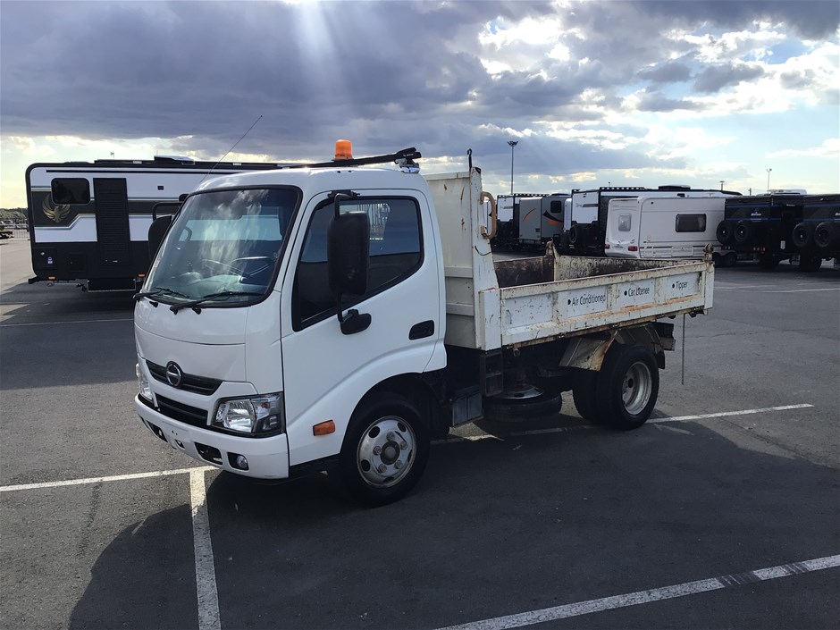 Unreserved Ex-Hire Excavation & Construction Equipment – QLD