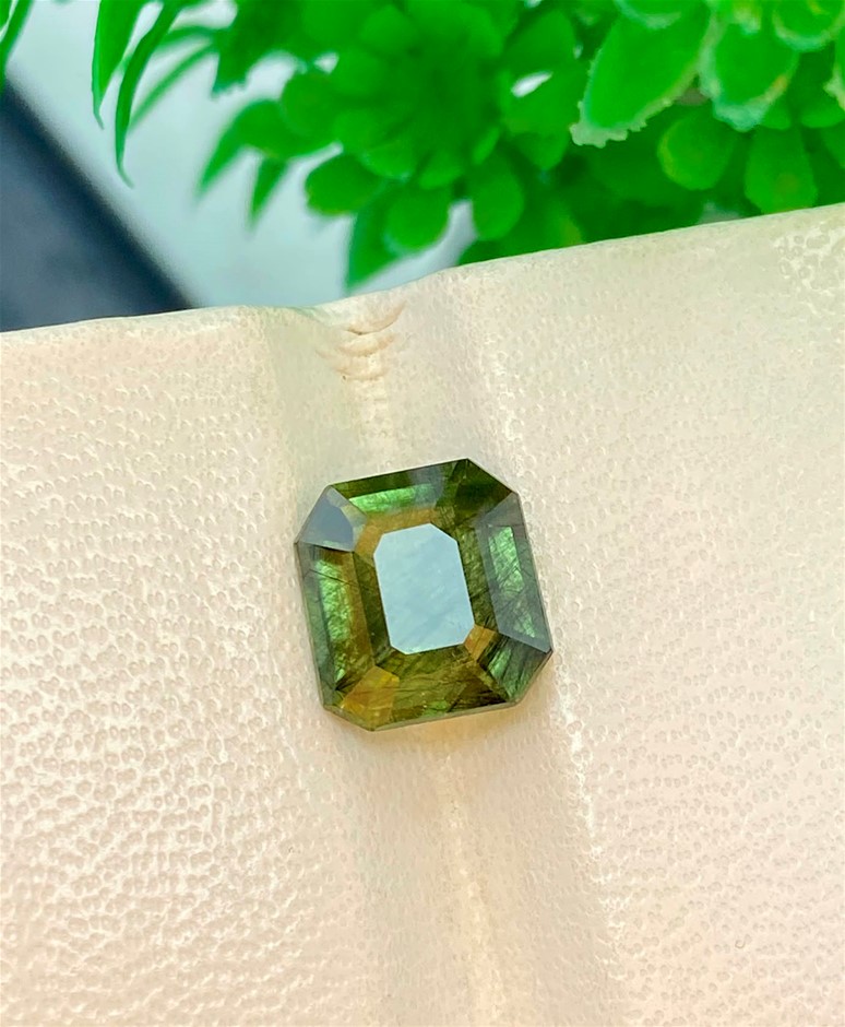 3.40 CT Splendid Natural Rare Ludwigite Peridot