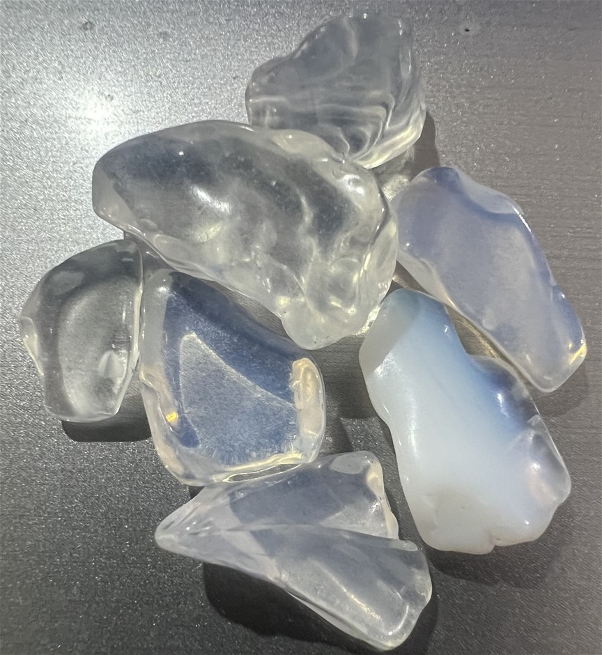 47.21 tcw white opal rough