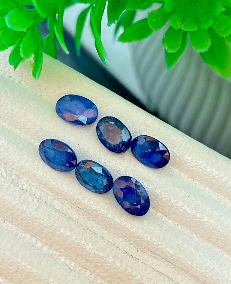 3.65 CT Splendid Natural Sapphire