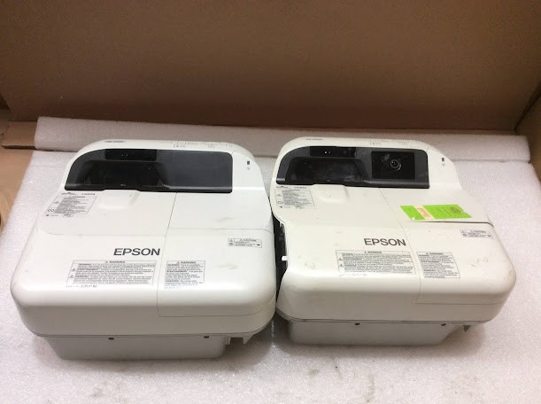 Epson EB-585Wi&EB-585W 3LCD Projector (Lot of 2)