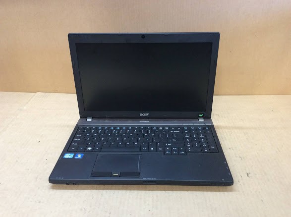 acer TravelMate 8573 series Laptop i5-2450M 4GBRAM/500GB Black