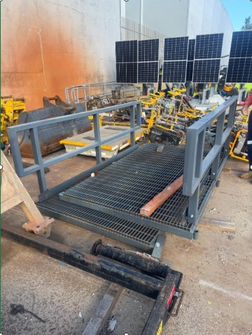 <p>Welded Platform</p>
