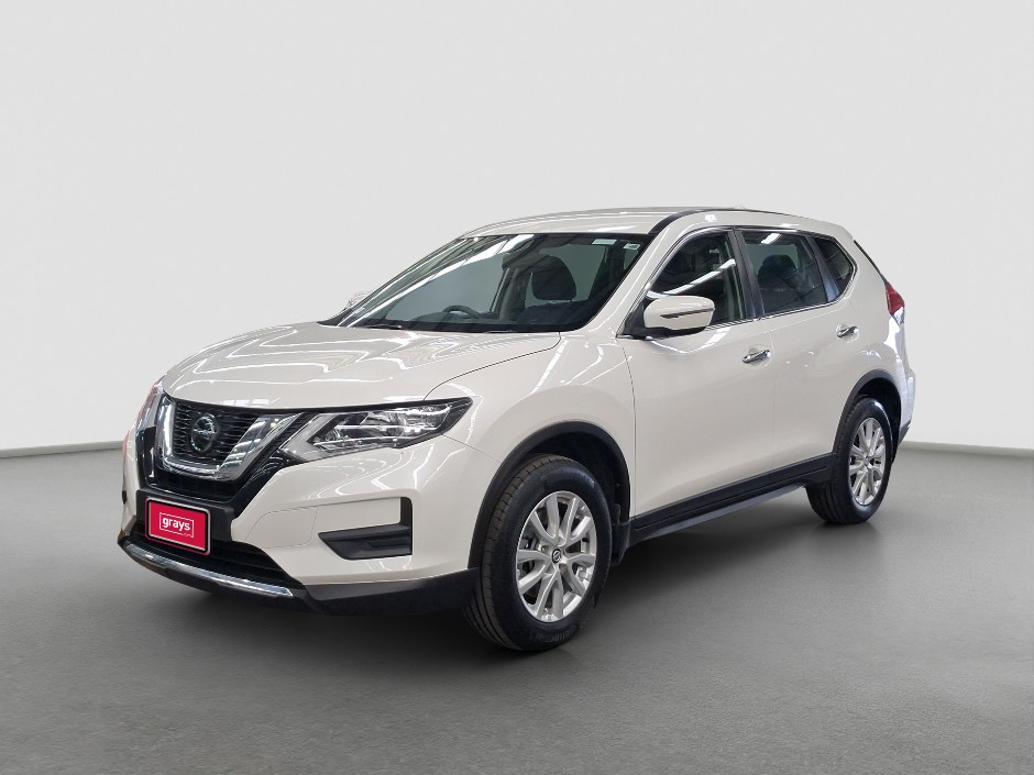 Dandenong Motor Vehicle Auction ((EO YARRA)