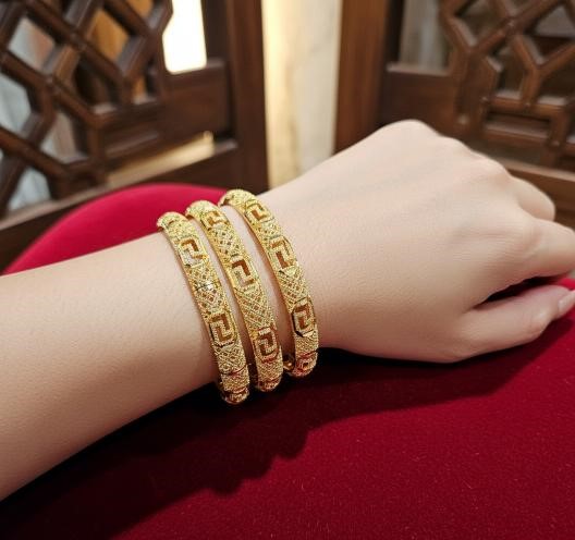 6pcs x 22KGF/ITALY Triple Yellow Gold Plated Bangles Design Versace