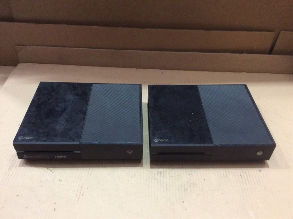 Microsoft Xbox One 1540 Gaming Console (Lot of 2)