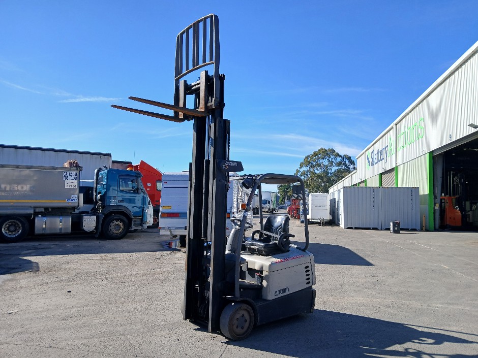 Crown SC4500 Electric Forklift