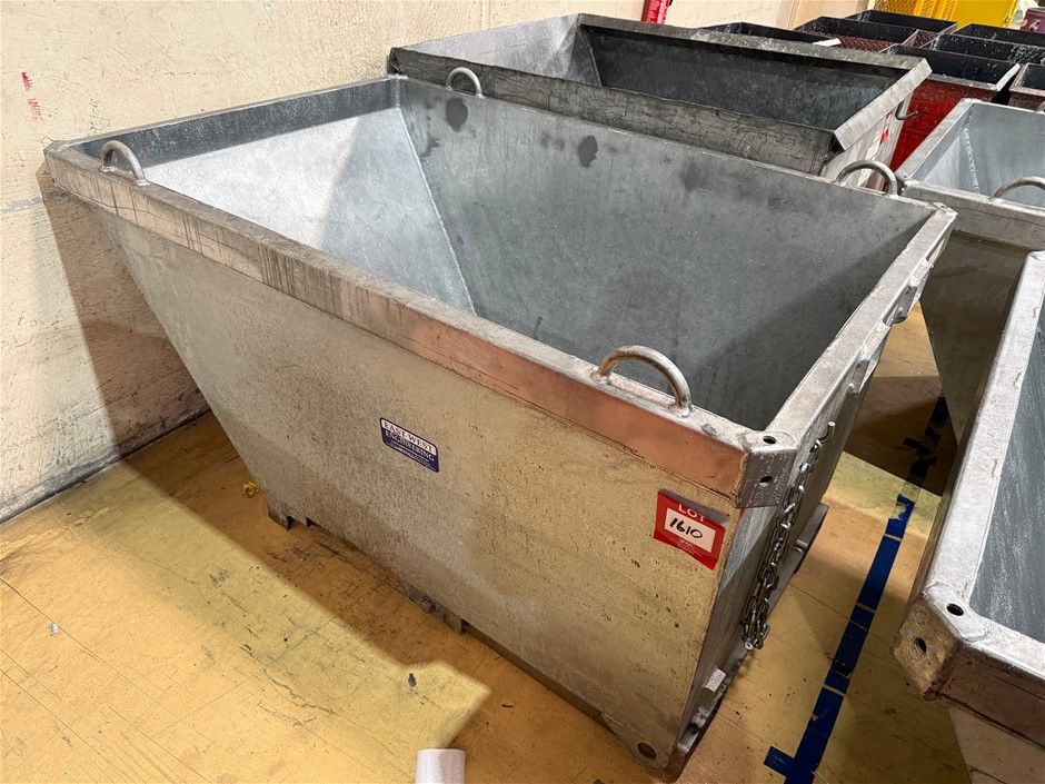 2023 East West Engineering Forklift Tipping Bin