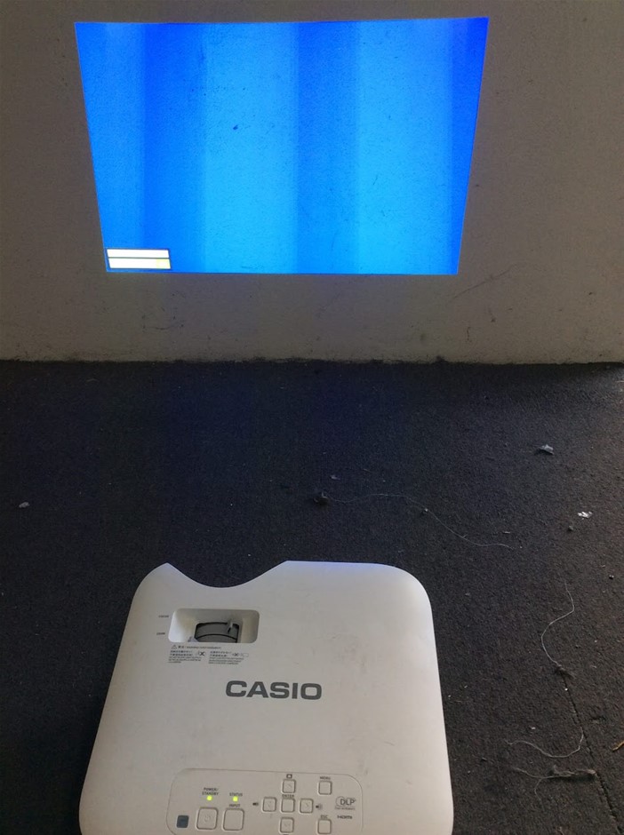 Casio XJ-F210WN DATA Projector