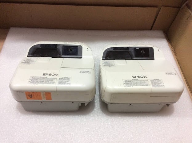 Epson EB-585Wi 3LCD Projector (Lot of 2)