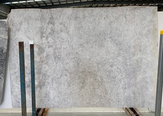Limestone Slabs Tundra Light HONED (TURKEY)