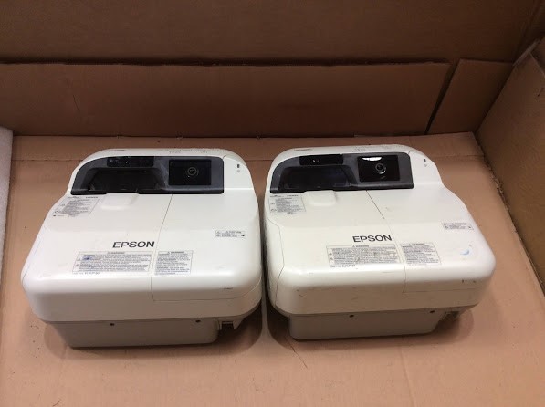 Epson EB-585Wi 3LCD Projector (Lot of 2)